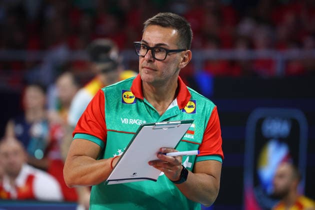 Men s European Volleyball Championship Gianlorenzo Blengini, head coach of Bulgaria s national volleyball team, during the match between Bulgaria and North Macedonia at the Men s European Volleyball Championship in Sofia, Bulgaria, on September 9, 2026. Sofia Bulgaria  Copyright: xSTRx originalFilename:str-menseuro260909_npX11.jpg