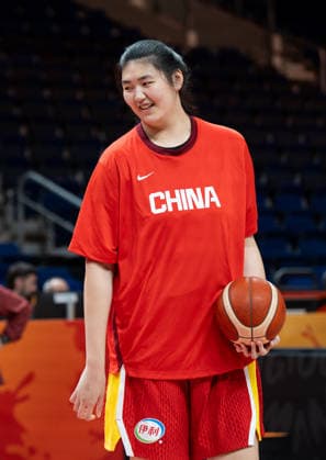 Puerto Rico V China: Qualification To Quarter-Finals - FIBA Women s Basketball World Cup Germany 2026 Zhang Ziyu warms up before the FIBA Women s Basketball World Cup 2026 qualification match between Puerto Rico and China in Berlin, Germany, on September 9, 2026. Berlin Germany  Copyright: xMarcinxGolbax originalFilename:golba-puertori260909_npI2j.jpg
