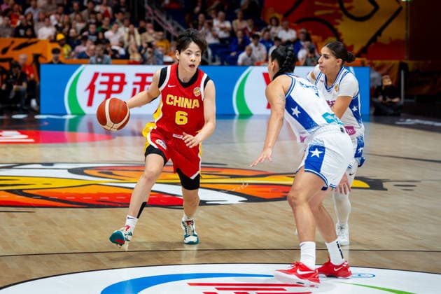 Puerto Rico V China: Qualification To Quarter-Finals - FIBA Women s Basketball World Cup Germany 2026 Shuyu Yang plays during the quarter-final match between Puerto Rico and China at the FIBA Women s Basketball World Cup 2026 in Berlin, Germany, on September 9, 2026. Berlin Germany  Copyright: xMarcinxGolbax originalFilename:golba-puertori260909_npSPW.jpg