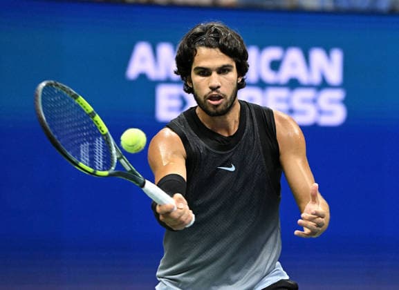 FLUSHING NY- SEPTEMBER 08: Carlos Alcaraz Vs Ben Shelton at the quarter finals in Arthur Ashe Stadium during the 2026 US Open at the USTA Billie Jean King National Tennis Center on September 8, 2026 in Flushing Queens. Copyright: xmpi04x Copyright: xIMAGO MediaPunchx