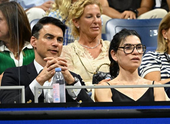 FLUSHING NY- SEPTEMBER 08: Julianna Margulies and Keith Lieberthal are seen watching Carlos Alcaraz Vs Ben Shelton at the quarter finals in Arthur Ashe Stadium during The US Open at the USTA Billie Jean King National Tennis Center on September 8, 2026 in Flushing Queens. Copyright: xmpi04x xMediaPunchx