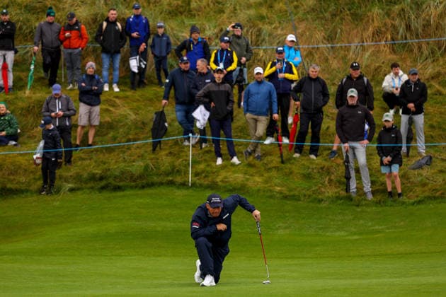 2026 Amgen Irish Open - First Round, Trump International Golf Links, Doonbeg 10 9 2026 Padraig Harrington lines up his put on the thrid Padraig Harrington lines up his put on the thrid 10 9 2026  Copyright: xx BB2_0759