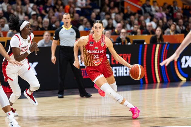 Reka Lelik of Hungary, age 21, dribbling; GER, USA vs. Hungary, basketball, 2026 FIBA Women’s World Cup, quarterfinals, September 10, 2026; GER, USA vs. Hungary, basketball, 2026 FIBA Women’s World Cup, Quarterfinals, September 10, 2026, Berlin Copyright: xEibner-Pressefoto MaxxVincenx EP_MVN