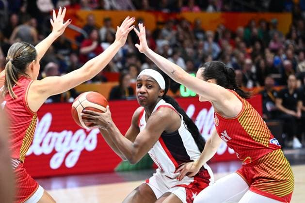 USA v Hungary - FIBA Women s Basketball World Cup 2026 Quarter-Final BERLIN, GERMANY - SEPTEMBER 10 : Young Jackie guard of United States of America during the FIBA Women s Basketball World Cup quarter final match between United States of America and Hungary in Berlin on September 10, 2026 in Berlin, Germany, 10 09 2026 Berlin Germany  Copyright: xVincentxKalutx