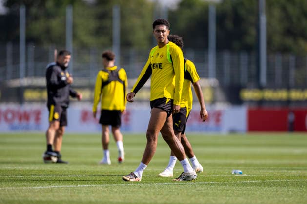 10.09.2026, Fussball, Training von Borussia Dortmund. Jobe Bellingham (Borussia Dortmund). Dortmund Trainingsgelände des BVB NRW Deutschland xRHR-FOTO DEx *** September 10, 2026, Soccer, Borussia Dortmund practice Jobe Bellingham Borussia Dortmund BVB training facility, North Rhine-Westphalia, Germany xRHR PHOTO DEx Copyright: DennisxEwert RHR-FOTOx RHR-FOTO DE