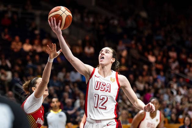 Caitlin Clark (USA), 12, on a layup; Virag Takacs Kiss (Hungary), 02; GER, USA vs. Hungary, Basketball, 2026 FIBA Women’s World Cup, Quarterfinals, September 10, 2026, GER, USA vs. Hungary, Basketball, 2026 FIBA Women’s World Cup, Quarterfinals, September 10, 2026, Berlin Copyright: xEibner-Pressefoto MaxxVincenx EP_MVN