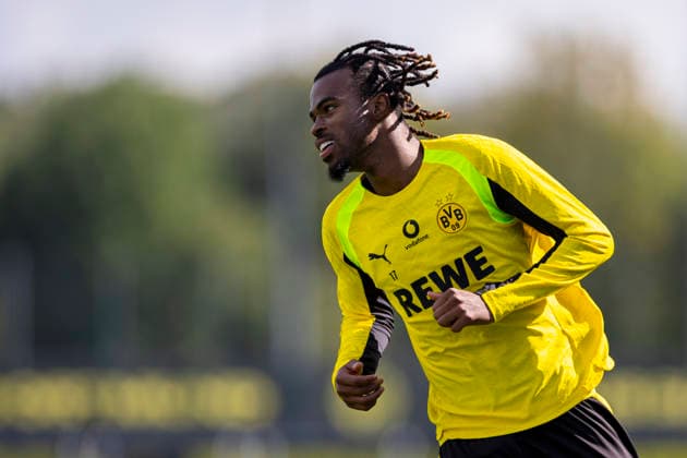 10.09.2026, Fussball, Training von Borussia Dortmund. Carney Chukwuemeka (Borussia Dortmund). Dortmund Trainingsgelände des BVB NRW Deutschland xRHR-FOTO DEx *** September 10, 2026, Soccer, Borussia Dortmund Training Carney Chukwuemeka Borussia Dortmund Dortmund BVB Training Facility, North Rhine-Westphalia, Germany xRHR PHOTO DEx Copyright: DennisxEwert RHR-FOTOx RHR-FOTO DE