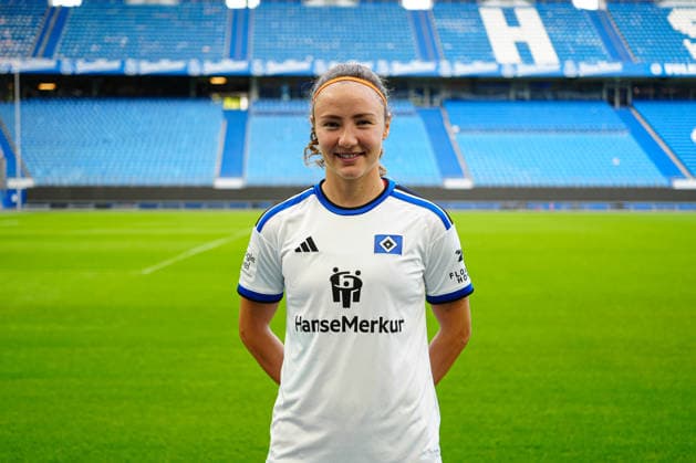 Melanie Brunnthaler (Hamburger SV, 11) GER, Hamburger SV, Fussball, Frauen, Porträttermin, 09.09.2026 GER, Hamburger SV, Fussball, Frauen, Porträttermin, 09.09.2026 Hamburg *** Melanie Brunnthaler, Hamburger SV, 11 GER, Hamburger SV, soccer, women, photo shoot, September 9, 2026 GER, Hamburger SV, soccer, women, photo shoot, September 9, 2026 Hamburg Copyright: xEibner-Pressefoto MarcelxvonxFehx EP_MFN