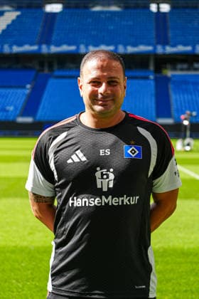 Eren Sen (Hamburger SV, Co-Trainer) GER, Hamburger SV, Fussball, Frauen, Porträttermin, 09.09.2026 GER, Hamburger SV, Fussball, Frauen, Porträttermin, 09.09.2026 Hamburg *** Eren Sen, Hamburger SV, Assistant Coach, GER, Hamburger SV, Soccer, Women, Photo Shoot, September 9, 2026, GER, Hamburger SV, Soccer, Women, Photo Shoot, September 9, 2026, Hamburg Copyright: xEibner-Pressefoto MarcelxvonxFehx EP_MFN