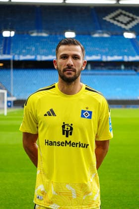 Daniel Heuer Fernandes (Hamburger SV, 01) GER, Hamburger SV, Fussball, Porträttermin, 09.09.2026 GER, Hamburger SV, Fussball, Porträttermin, 09.09.2026 Hamburg *** Daniel Heuer Fernandes, Hamburger SV, 01 GER, Hamburger SV, soccer, portrait session, 09 09 2026 GER, Hamburger SV, soccer, portrait session, 09 09 2026 Hamburg Copyright: xEibner-Pressefoto MarcelxvonxFehx EP_MFN