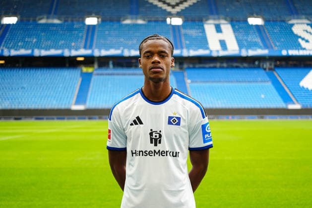 Warmed Omari (Hamburger SV, 17) GER, Hamburger SV, Fussball, Porträttermin, 09.09.2026 GER, Hamburger SV, Fussball, Porträttermin, 09.09.2026 Hamburg *** Warmed Omari, Hamburger SV, 17 GER, Hamburger SV, soccer, photo shoot, September 9, 2026 GER, Hamburger SV, soccer, photo shoot, September 9, 2026 Hamburg Copyright: xEibner-Pressefoto MarcelxvonxFehx EP_MFN