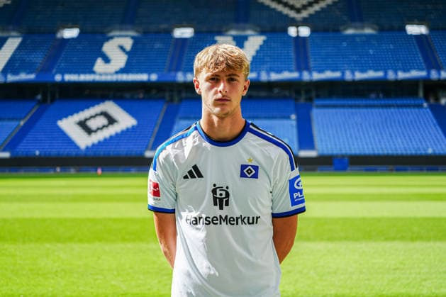 Louis Lemke (Hamburger SV, 37) GER, Hamburger SV, Fussball, Porträttermin, 09.09.2026 GER, Hamburger SV, Fussball, Porträttermin, 09.09.2026 Hamburg *** Louis Lemke, Hamburger SV, 37, Germany, Hamburger SV, soccer, photo shoot, September 9, 2026, Germany, Hamburger SV, soccer, photo shoot, September 9, 2026, Hamburg Copyright: xEibner-Pressefoto MarcelxvonxFehx EP_MFN
