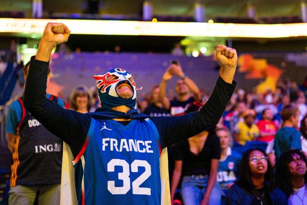 French fan cheering in a jersey and wrestling mask, GER, China vs. France, basketball, 2026 FIBA Women’s World Cup, Quarterfinals, September 10, 2026, GER, China vs. France, Basketball, FIBA Women’s World Cup 2026, Quarterfinals, September 10, 2026, Berlin Copyright: xEibner-Pressefoto MaxxVincenx EP_MVN