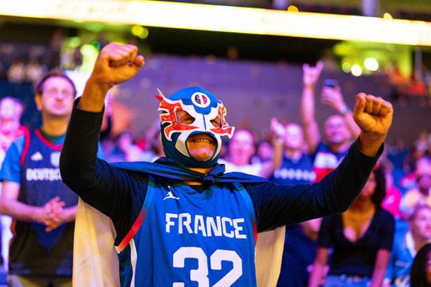 French fan cheering in a jersey and wrestling mask, GER, China vs. France, basketball, 2026 FIBA Women’s World Cup, Quarterfinals, September 10, 2026, GER, China vs. France, Basketball, FIBA Women’s World Cup 2026, Quarterfinals, September 10, 2026, Berlin Copyright: xEibner-Pressefoto MaxxVincenx EP_MVN