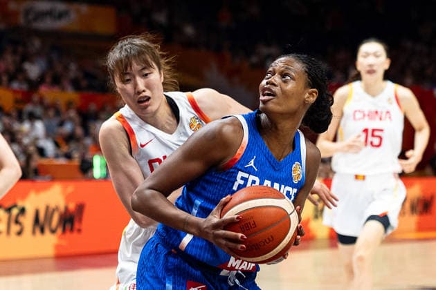 Valeriane Ayayi (France), No. 11, Xinyu Luo (China), No. 11, GER, China vs. France, Basketball, 2026 FIBA Women s World Cup, Quarterfinals, September 10, 2026, GER, China vs. France, Basketball, 2026 FIBA Women’s World Cup, Quarterfinals, September 10, 2026, Berlin Copyright: xEibner-Pressefoto MaxxVincenx EP_MVN
