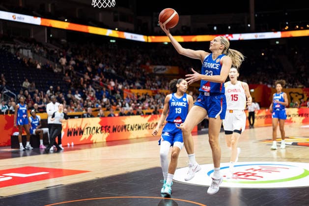 Marine Johannes of France, 23, making a layup, GER, China vs. France, Basketball, 2026 FIBA Women’s World Cup, Quarterfinals, September 10, 2026, GER, China vs. France, Basketball, 2026 FIBA Women’s World Cup, Quarterfinals, September 10, 2026, Berlin Copyright: xEibner-Pressefoto MaxxVincenx EP_MVN