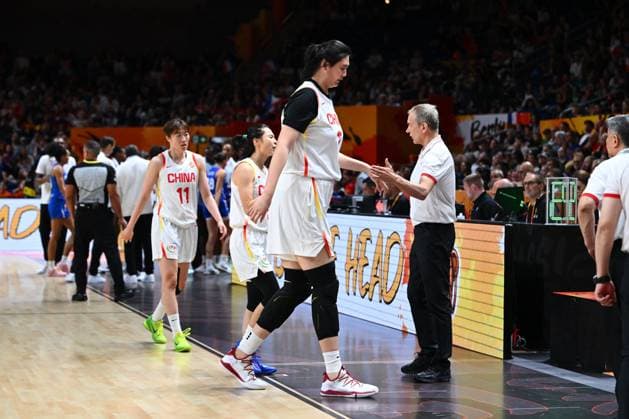 China v France - FIBA Women s Basketball World Cup 2026 Quarter-Final BERLIN, GERMANY - SEPTEMBER 10 : Zhang Ziyu center of China during the FIBA Women s Basketball World Cup quarter final match between China and France in Berlin on September 10, 2026 in Berlin, Germany, 10 09 2026 Berlin Germany  Copyright: xVincentxKalutx
