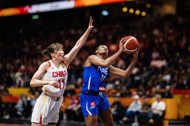 FIBA Women’s Basketball World Cup 2026: China vs. France, September 10, 2026; Valeriane Ayayi (France), 11; Luo Xinyu (China), 11; Basketball; FIBA Women’s Basketball World Cup 2026; Final Round, Quarterfinals: China vs. France on September 10, 2026, at the Uber Arena, Berlin Copyright: xBEAUTIFULxSPORTS Tonhäuserx