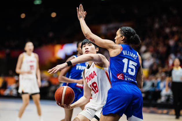FIBA Women’s Basketball World Cup 2026: China vs. France, September 10, 2026; Chen Mingling (China), 18; Gabby Williams (France), 15; Basketball; FIBA Women’s Basketball World Cup 2026; Final Phase, Quarterfinals: China vs. France on September 10, 2026, at the Uber Arena, Berlin Copyright: xBEAUTIFULxSPORTS Tonhäuserx