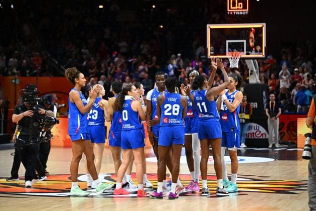 China v France - FIBA Women s Basketball World Cup 2026 Quarter-Final BERLIN, GERMANY - SEPTEMBER 10 : Players of France during the FIBA Women s Basketball World Cup quarter final match between China and France in Berlin on September 10, 2026 in Berlin, Germany, 10 09 2026 Berlin Germany  Copyright: xVincentxKalutx