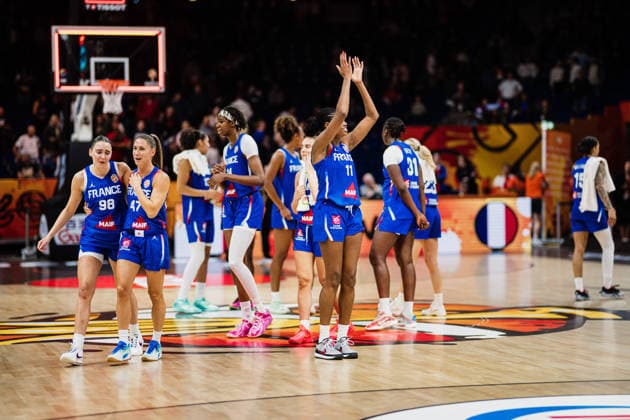 FIBA Women’s Basketball World Cup 2026: China vs. France, September 10, 2026—France celebrates together in a circle. Basketball, FIBA Women’s Basketball World Cup 2026, Final Phase, Quarterfinals: China vs. France on September 10, 2026, at the Uber Arena, Berlin Copyright: xBEAUTIFULxSPORTS Tonhäuserx