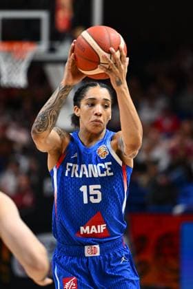 China v France - FIBA Women s Basketball World Cup 2026 Quarter-Final BERLIN, GERMANY - SEPTEMBER 10 : Williams Gabby forward of France during the FIBA Women s Basketball World Cup quarter final match between China and France in Berlin on September 10, 2026 in Berlin, Germany, 10 09 2026 Berlin Germany  Copyright: xVincentxKalutx