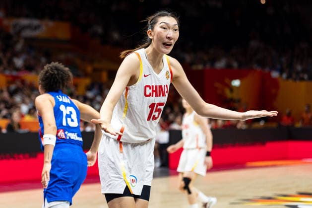 Xu Han, China, 15, disappointed; GER, China vs. France, Basketball, 2026 FIBA Women s World Cup, Quarterfinals, September 10, 2026, GER, China vs. France, Basketball, FIBA Women’s World Cup 2026, Quarterfinals, September 10, 2026, Berlin Copyright: xEibner-Pressefoto MaxxVincenx EP_MVN