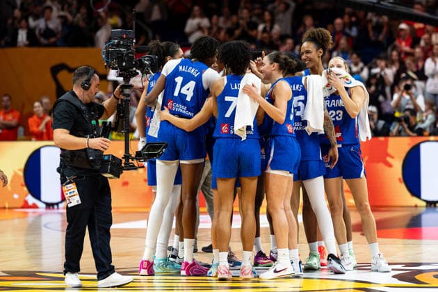 French team celebrates after victory at the end of the game, GER, China vs. France, Basketball, 2026 FIBA Women’s World Cup, Quarterfinals, September 10, 2026, GER, China vs. France, Basketball, 2026 FIBA Women’s World Cup, Quarterfinals, September 10, 2026, Berlin Copyright: xEibner-Pressefoto MaxxVincenx EP_MVN