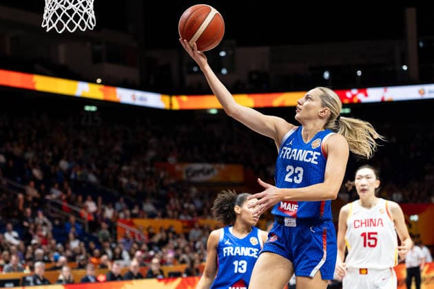 Marine Johannes of France, 23, making a layup, GER, China vs. France, Basketball, 2026 FIBA Women s World Cup, Quarterfinals, September 10, 2026, GER, China vs. France, Basketball, 2026 FIBA Women s World Cup, Quarterfinals, September 10, 2026, Berlin Copyright: xEibner-Pressefoto MaxxVincenx EP_MVN