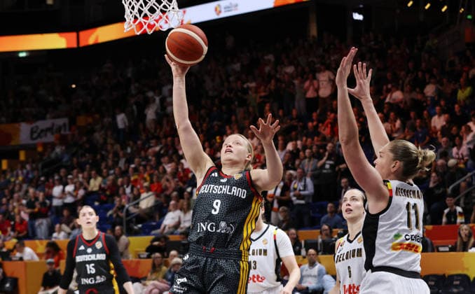 Emma Eichmeyer drives to the basket; Emma Meesseman in a one-on-one matchup; game action; sports; basketball; FIBA World Cup; Women s World Championship; 2026–2027 season; October 9, 2026; Belgium (BEL) vs. DBB Germany (GER)