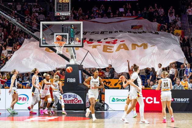 Giant Germany jersey, fans, banners, GER, Belgium vs. Germany, basketball, 2026 FIBA Women s World Cup, quarterfinals, September 10, 2026, GER, Belgium vs. Germany, basketball, 2026 FIBA Women s World Cup, Quarterfinals, September 10, 2026, Berlin Copyright: xEibner-Pressefoto MaxxVincenx EP_MVN