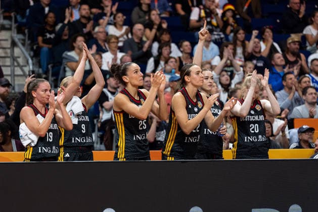 Deutsche Bank Cheers, Britta Daub Germany, 19, Emma Eichmeyer Germany, 09, Clara Bielefeld Germany, 25, Emily Bessoir Germany, 22, Frieda Buehner Germany, 20, GER, Belgium vs. Germany, Basketball, 2026 FIBA Women’s World Cup, Quarterfinals, September 10, 2026 GER, Belgium vs. Germany, Basketball, 2026 FIBA Women’s World Cup, Quarterfinals, September 10, 2026 Berlin Copyright: xEibner-Pressefoto MaxxVincenx EP_MVN