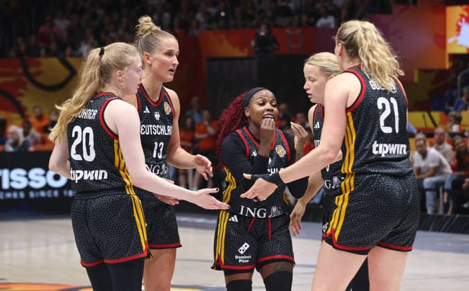 Frieda Bühner, Leonie Fiebich, Alexis Peterson, Emma Eichmeyer, Marie Gülich, Players discussing strategy Upper-body workout Basketball FIBA World Cup Women s World Championship 2026–2027 season October 9, 2026 Belgium (BEL) vs. DBB Germany (GER)