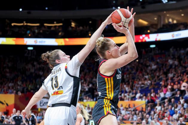 Kyara Linskens of Belgium and Leonie Fiebich of Germany battle for the ball during the FIBA Women s Basketball World Cup Germany 2026 quarterfinal match between Belgium and Germany at Berlin Arena on September 10, 2026, in Berlin, Germany. Photo by Marco Steinbrenner, DeFodi Images