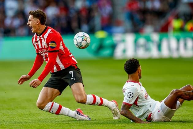 EINDHOVEN , 10-09-2026 , Philips stadium, season 2026 2027 , UEFA Champions League football , match between PSV and Shakhtar Donetsk, picture shows PSV player Ruben van Bommel PSV - Shakhtar Donetsk  x206824484x Copyright: