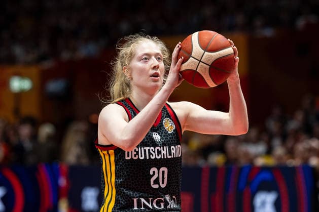 Frieda Buehner, Germany, 20, at the free-throw line, single frame, single photo, portrait, cutout, GER, Belgium vs. Germany, basketball, 2026 FIBA Women’s World Cup, Quarterfinals, September 10, 2026 GER, Belgium vs. Germany, Basketball, FIBA Women s World Cup 2026, Quarterfinals, September 10, 2026 Berlin Copyright: xEibner-Pressefoto MaxxVincenx EP_MVN