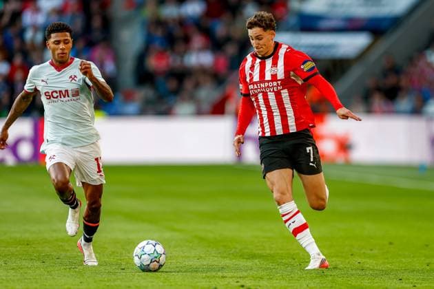 EINDHOVEN , 10-09-2026 , Philips stadium, season 2026 2027 , UEFA Champions League football , match between PSV and Shakhtar Donetsk, picture shows PSV player Ruben van Bommel and Shakhtar Donetsk player Tobias PSV - Shakhtar Donetsk  x206824538x Copyright: