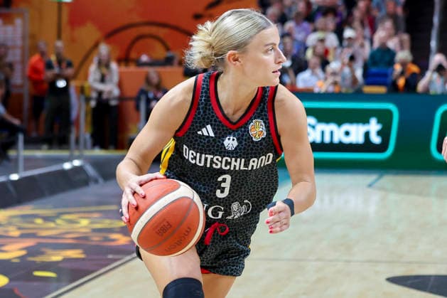 Alexandra Wilke of Germany controls the ball during the FIBA Women s Basketball World Cup Germany 2026 quarterfinal match between Belgium and Germany at the Berlin Arena on September 10, 2026, in Berlin, Germany. Photo by Marco Steinbrenner, DeFodi Images