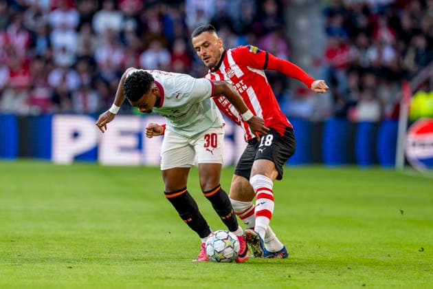 EINDHOVEN l PSV Eindhoven defender Filip Kostic and Shakhtar Donetsk midfielder Alisson Santana during the UEFA Champions League match between PSV and Shakhtar Donetsk at Philips Stadion on September 10, 2026, in Eindhoven, the Netherlands. Photo by DeFodi Images