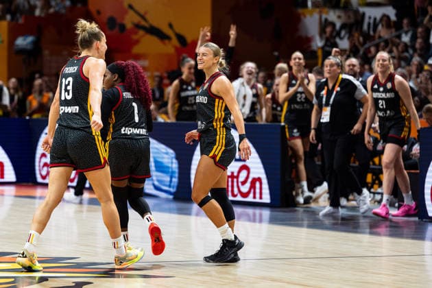 Leonie Fiebich (Germany), 13, and Alexandra Wilke (Germany), 3, cheer, GER, Belgium vs. Germany, Basketball, 2026 FIBA Women’s World Cup, Quarterfinals, September 10, 2026, GER, Belgium vs. Germany, Basketball, 2026 FIBA Women s World Cup, Quarterfinals, September 10, 2026, Berlin Copyright: xEibner-Pressefoto MaxxVincenx EP_MVN