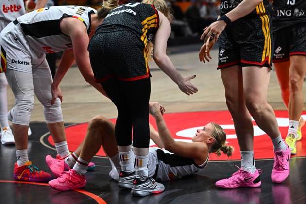 Belgium v Germany - FIBA Women s Basketball World Cup 2026 Quarter-Final BERLIN, GERMANY - SEPTEMBER 10 : Vanloo Julie guard of Belgium during the FIBA Women s Basketball World Cup quarter final match between Belgium and Germany in Berlin on September 10, 2026 in Berlin, Germany, 10 09 2026 Berlin Germany  Copyright: xVincentxKalutx