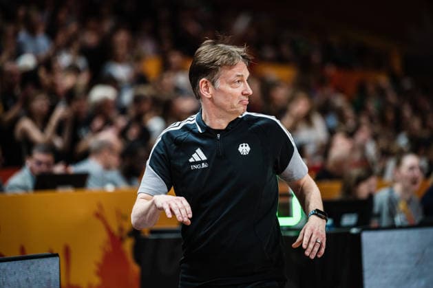 FIBA Women’s Basketball World Cup 2026: Belgium vs. Germany, September 10, 2026; Olaf Lange, Head Coach of the German National Women’s Basketball Team, FIBA Women’s Basketball World Cup 2026, Final Phase, Quarterfinals: Belgium vs. Germany on September 10, 2026, at the Uber Arena, Berlin Copyright: xBEAUTIFULxSPORTS Tonhäuserx