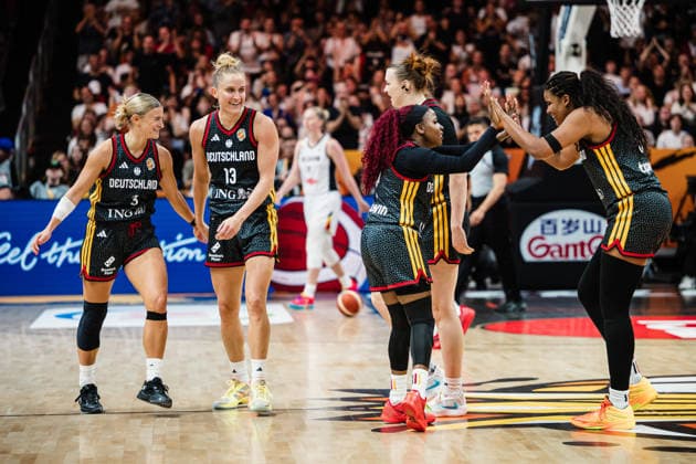 FIBA Women s Basketball World Cup 2026 Belgium vs. Germany, September 10, 2026 CELEBRATION, cheering Alexis Peterson (Germany), 1, Alexandra Wilke (Germany), 3, makes a three-pointer, everyone cheering, Leonie Fiebich (Germany), 13, Lina Sontag, Germany, 24, Nyara Sabally, Germany, 8, basketball, FIBA Women’s Basketball World Cup 2026, Final Phase, Quarterfinals: Belgium vs. Germany on September 10, 2026, at the Uber Arena, Berlin Copyright: xBEAUTIFULxSPORTS Tonhäuserx