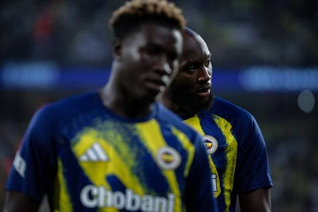 FENERBAHCE SK VS AS ROMA UEFA CHAMPIONS LEAGUE PHASE LEAGUE MD1 Romelu Lukaku of Fenerbahce warms up prior to the UEFA Champions League 2026 27 league phase MD1 between Fenerbahce SK and AS Roma at Sukru Saracoglu Stadium in Istanbul, Turkey on September 10, 2026. ISTANBUL TURKEY  Copyright: xBurakxBasturkx