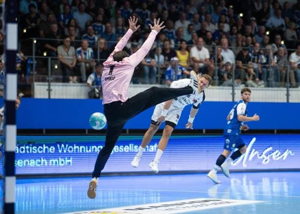 HANDBALL OPEL HBL MATCHDAY 4 THSV EISENACH SG BBM BIETIGHEIM ** FOR EDITORIAL PURPOSES ONLY ** EDITORIAL USE ONLY ** p September 10, 2026 Eisenach Handball Opel Handball 1st Bundesliga Season 2026–2027 Werner Assmann Hall Matchday 4 ThSV Eisenach vs. BBM Bietigheim In the photo: Goalkeeper Matija Spikic (1) of ThSV Eisenach in a duel with Fabian Wiederstein 18 SG BBM Bietigheim Germany Thuringia Eisenach Copyright SaschaxFromm Copyright: SaschaxFromm doc87jl7s0wwkx13imz71lp4 ,EDITORIAL USE ONLY Copyright: SaschaxFromm
