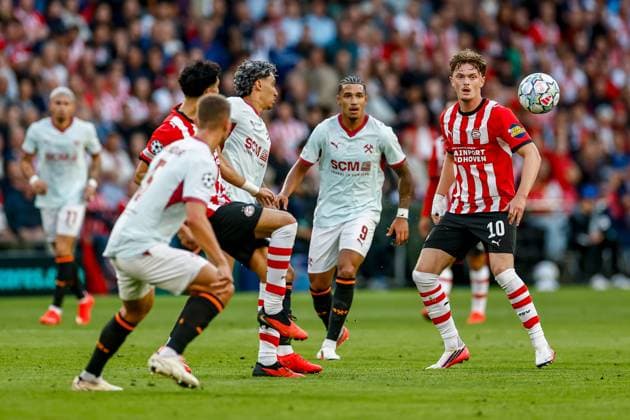 EINDHOVEN , 10-09-2026 , Philips stadium, season 2026 2027 , UEFA Champions League football , match between PSV and Shakhtar Donetsk, picture shows PSV player Paul Wanner PSV - Shakhtar Donetsk  x206825450x Copyright: