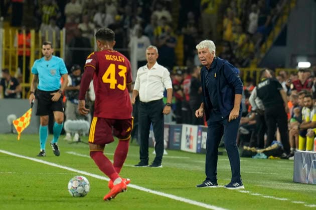 September 10, 2026, Kadikoy, Istanbul, Turkey: AS Roma coach Gian Piero Gasperini, reacts during the UEFA Champions League - League Phase, Matchday 1 - football match between Fenerbahce and AS Roma at Sukru Saracoglu Stadium in Istanbul, Turkey, on September 10, 2026. Kadikoy Turkey - ZUMAu194 20260910_zip_u194_018 Copyright: xTolgaxUluturkx