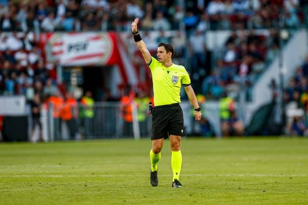 EINDHOVEN , 10-09-2026 , Philips stadium, season 2026 2027 , UEFA Champions League football , match between PSV and Shakhtar Donetsk, picture shows Referee Halil Umut PSV - Shakhtar Donetsk  x206825821x Copyright: