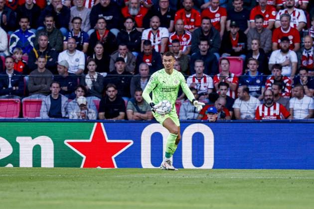 EINDHOVEN - PSV Eindhoven goalkeeper Matej Kovar before the UEFA Champions League match between PSV Eindhoven and Shakhtar Donetsk at the Philips Stadium on September 10, 2026 in Eindhoven, the Netherlands. MARCEL TER BALS ANP UEFA Champions League 2026 27 xVIxANPxSportx xMarcelxterxBalsxIVx 567917269 originalFilename: 567917269.jpg