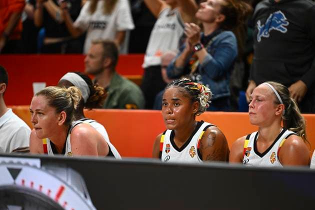 Belgium v Germany - FIBA Women s Basketball World Cup 2026 Quarter-Final BERLIN, GERMANY - SEPTEMBER 10 : Meesseman Emma power forward of Belgium, Lisowa Mbaka Maxuella small forward of Belgium and Allemand Julie point guard of Belgium look dejected during the FIBA Women s Basketball World Cup quarter final match between Belgium and Germany in Berlin on September 10, 2026 in Berlin, Germany, 10 09 2026 Berlin Germany  Copyright: xVincentxKalutx